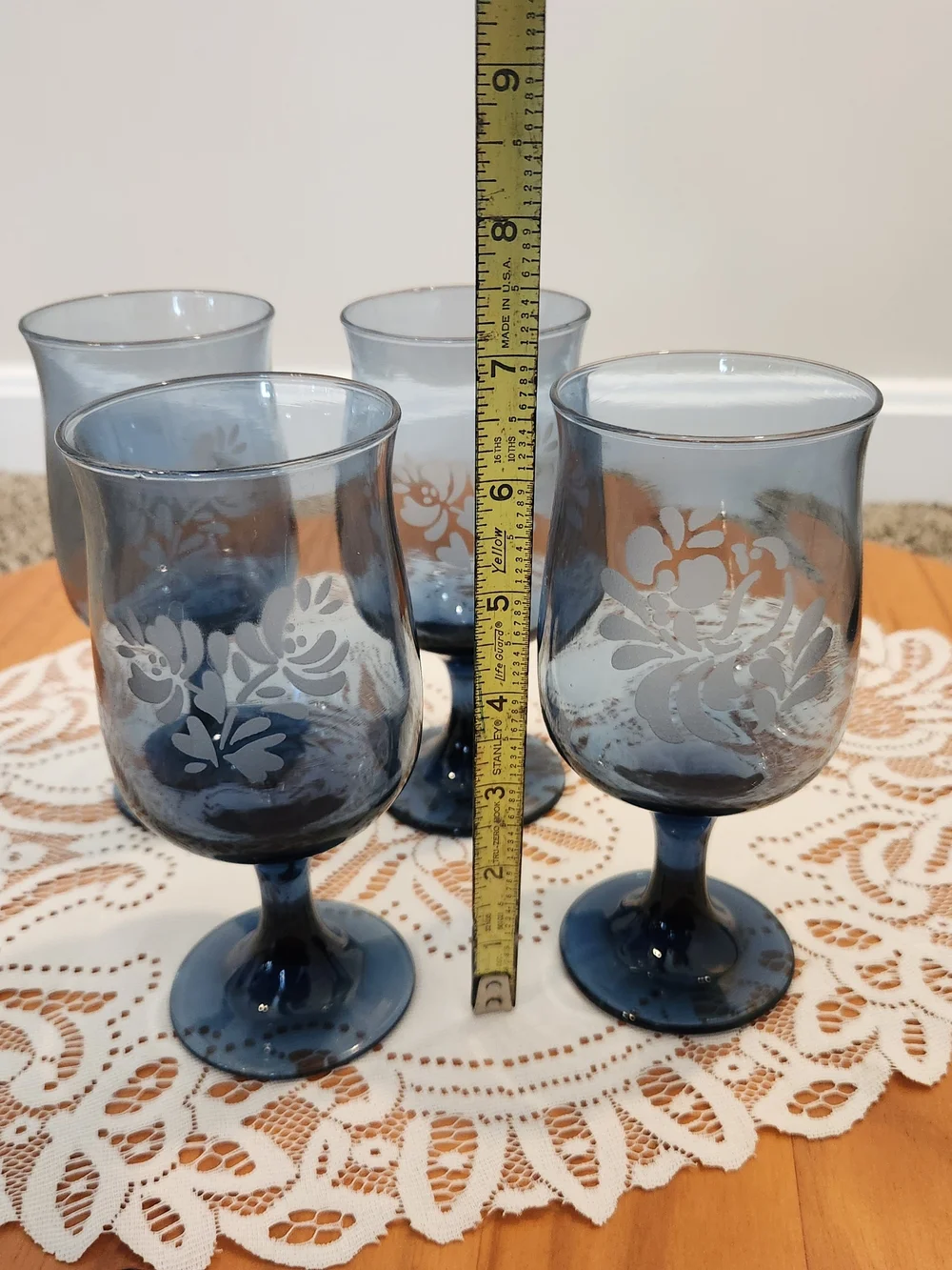 SET OF 4 Pfaltzgraff Yorktowne 8oz Smoky Blue Etched Goblets